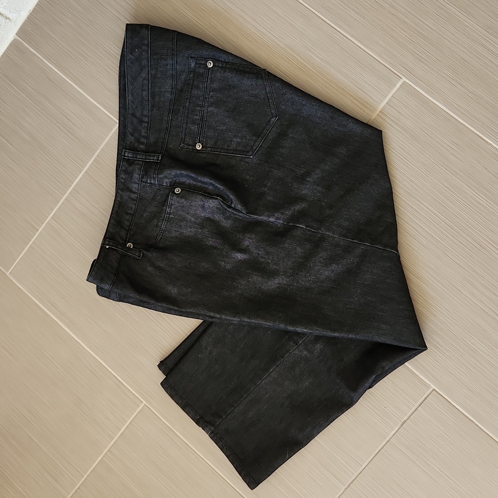 Yvos Black Stretch Denim Capris